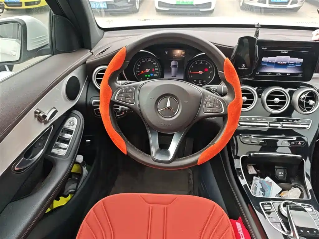 Mercedes-Benz GLC 2019 Model GLC 200 L 4MATIC фото 11