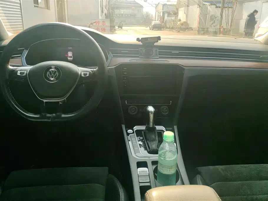 Volkswagen Magotan 2019 380TSI DSG Premium China V фото 12