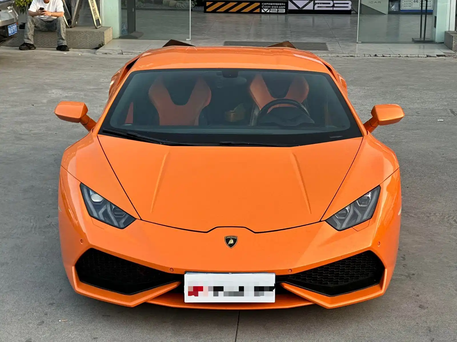 Фото 1 - Lamborghini Huracán