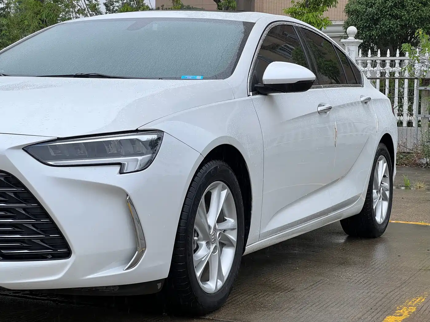 BUICK REGAL