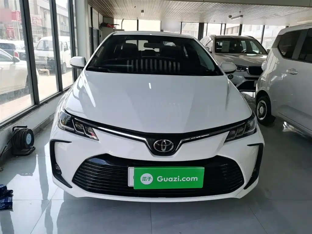 Toyota Corolla 2021 1.2T S-CVT Elite PLUS Edition фото 3