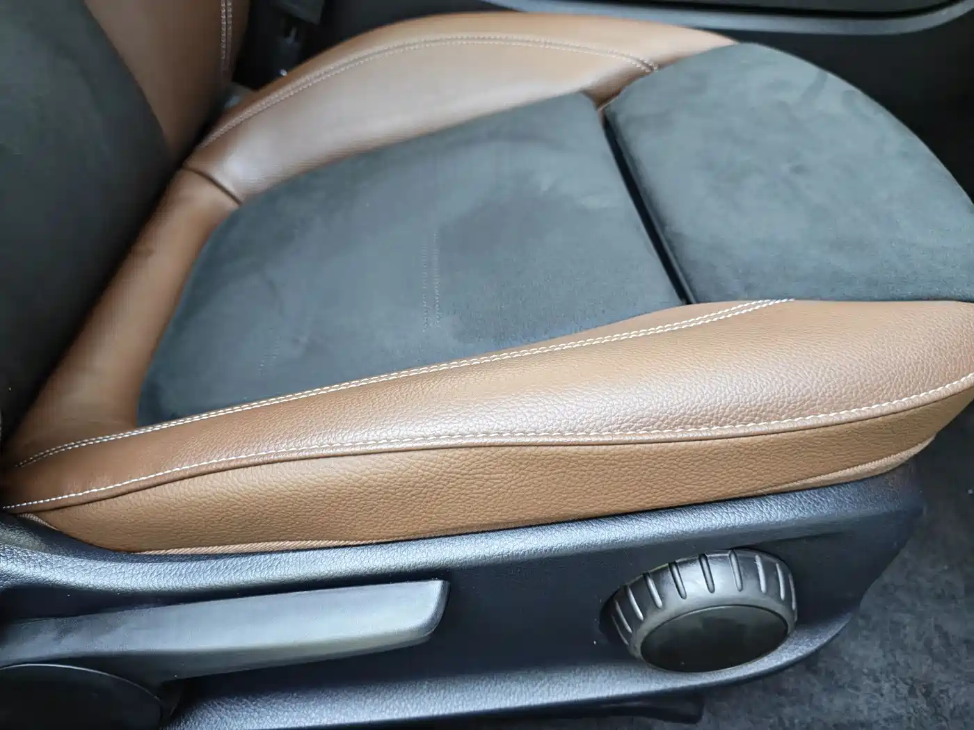 Mercedes-Benz A-Class 2019 A 180 L Sport Sedan фото 13