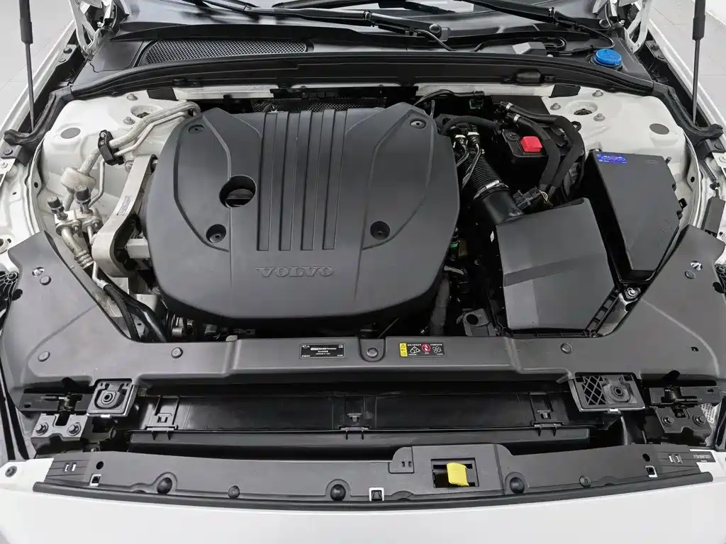 Volvo S60 2024 2024 B4 Inscription Luxury Edition