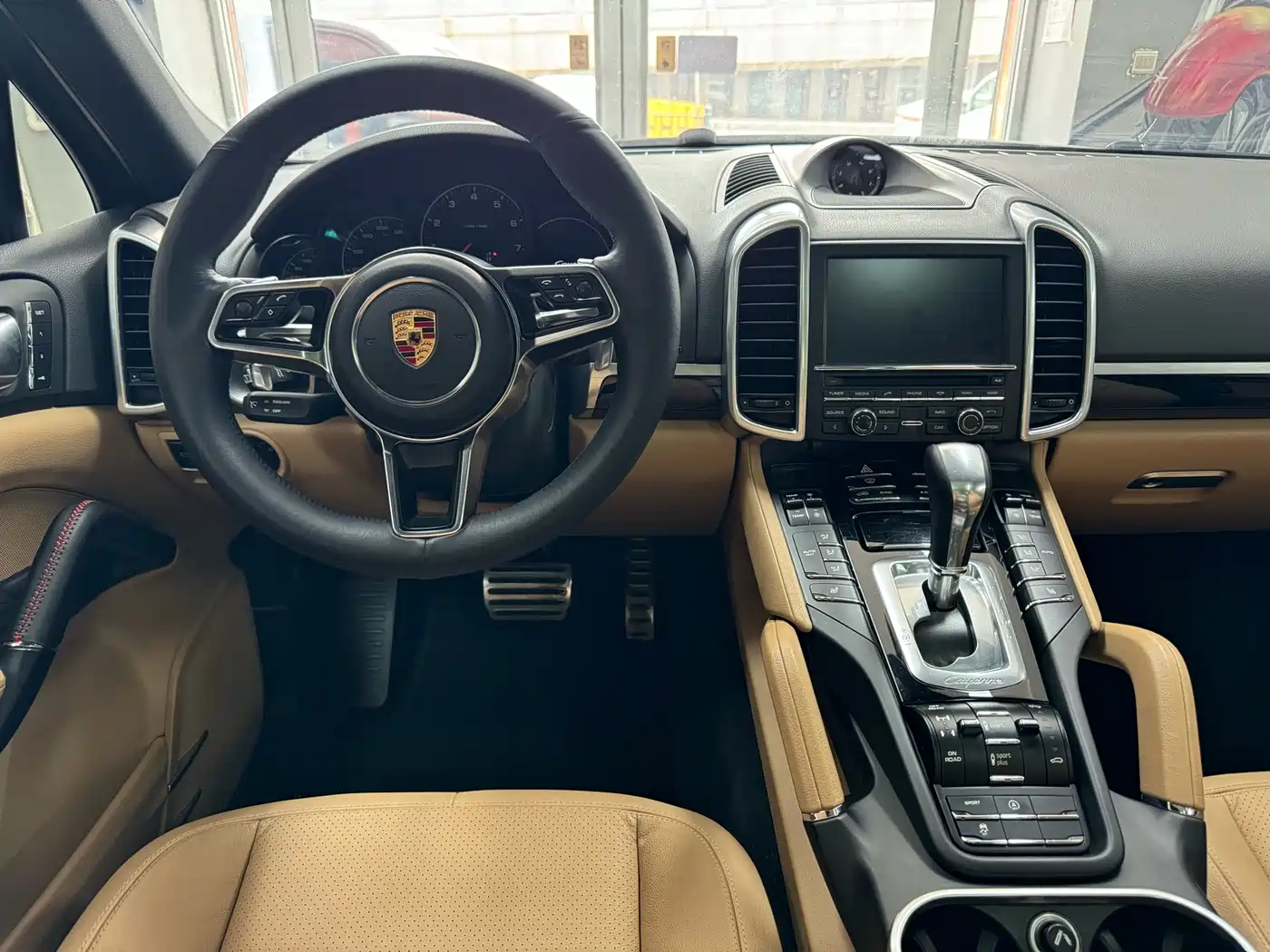Porsche Cayenne 2015 Cayenne 3.0T фото 16