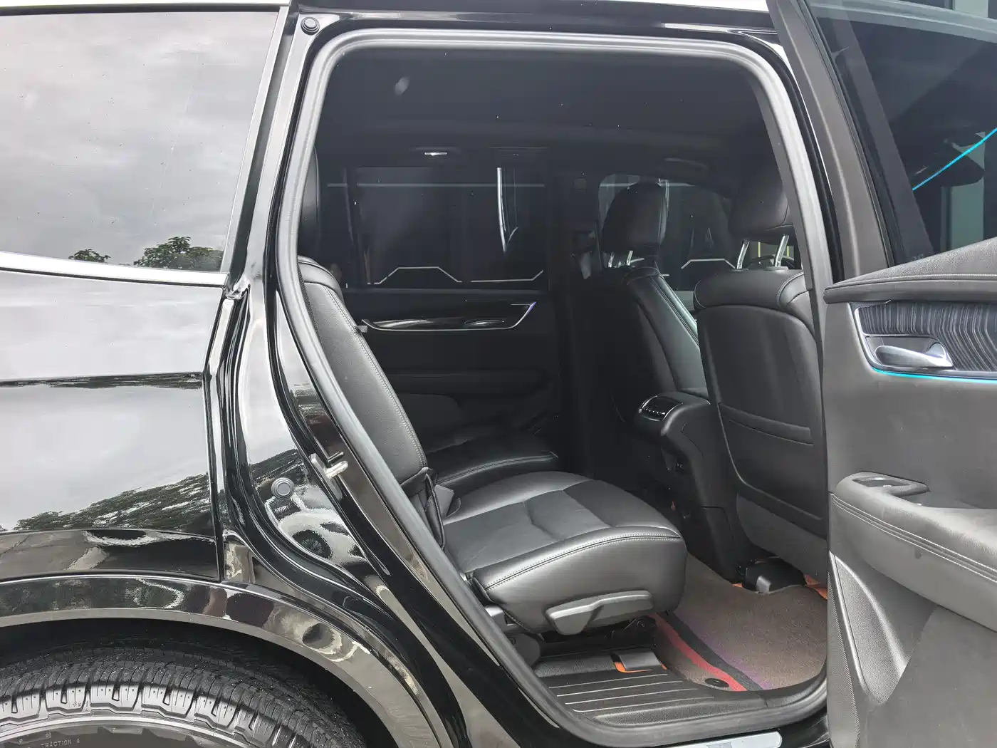 Cadillac XT6 2022 2.0T 6-Seater AWD Luxury Standard Edition фото 9