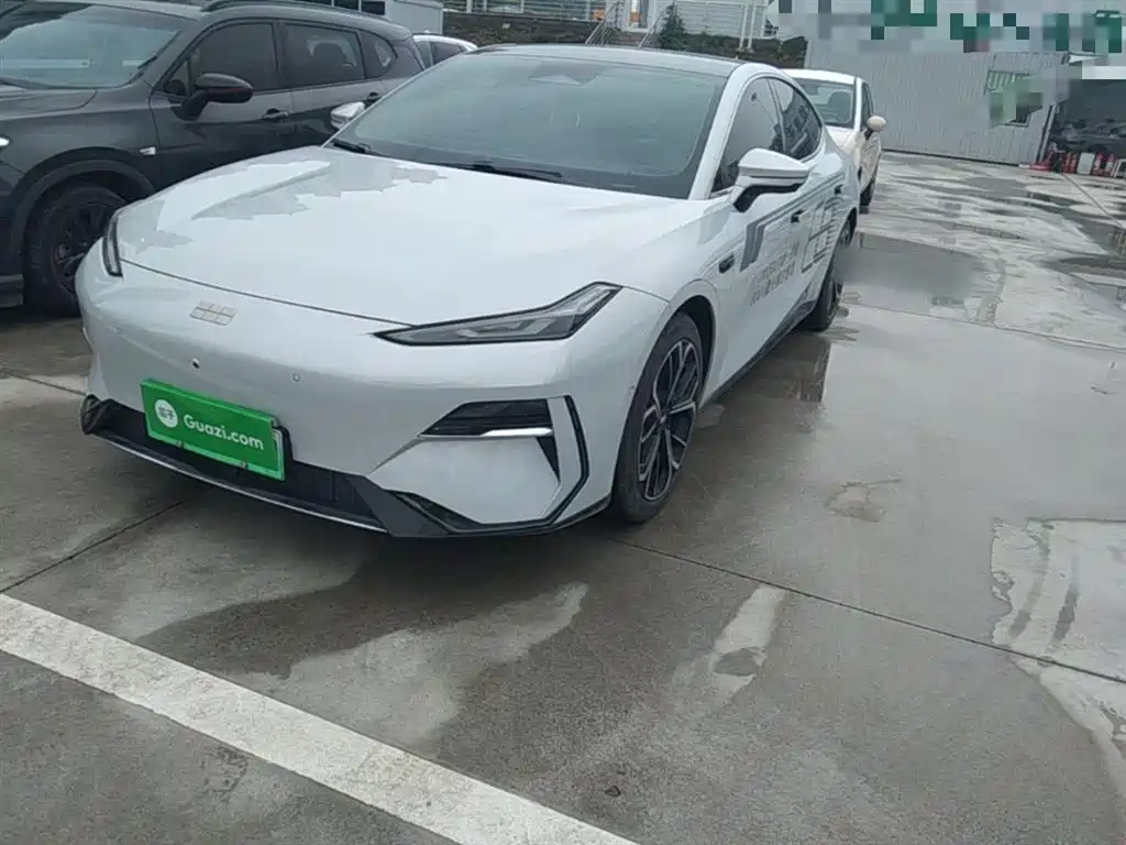 Geely Galaxy Galaxy E8 2025 700km Long Voyage Smart Drive Edition