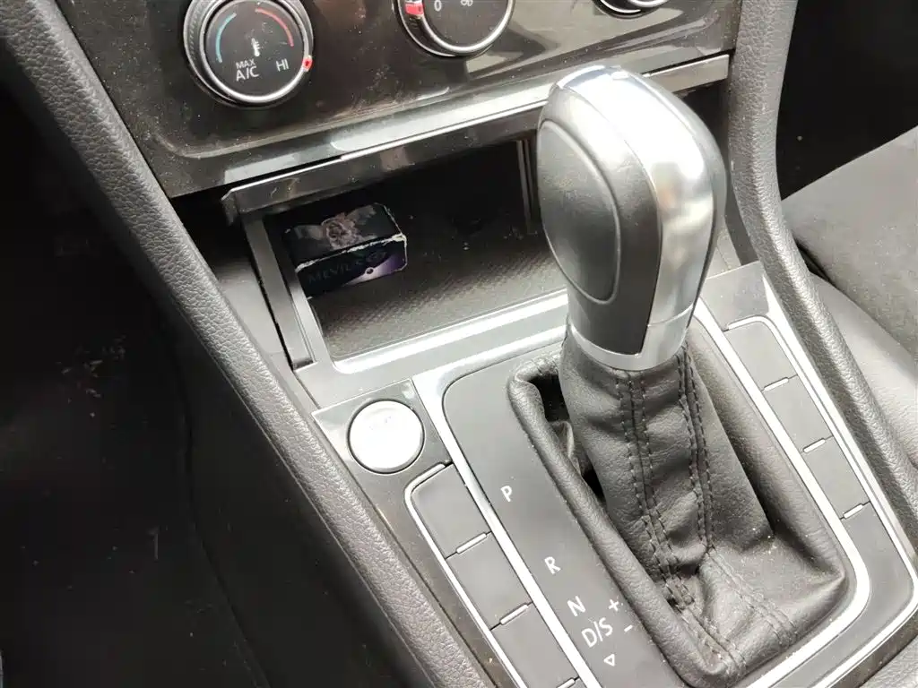 Volkswagen Golf 2020 Beloved Edition 280TSI DSG Luxury фото 7