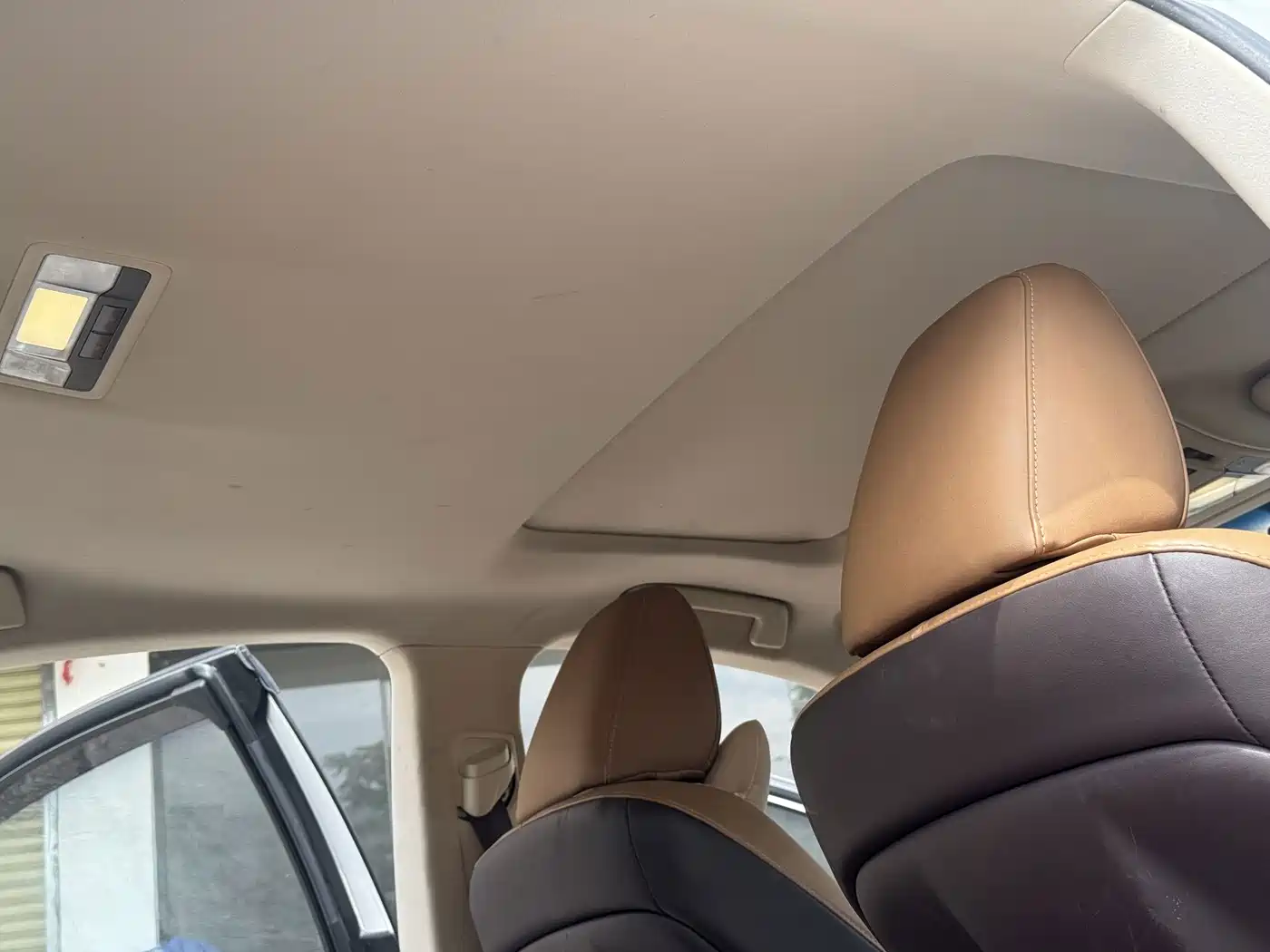 Фото 29 - Lexus ES