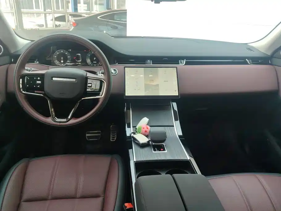 Land Rover Range Rover Evoque 2025 2024 Range Rover Evoque L 249PS Light Master Edition