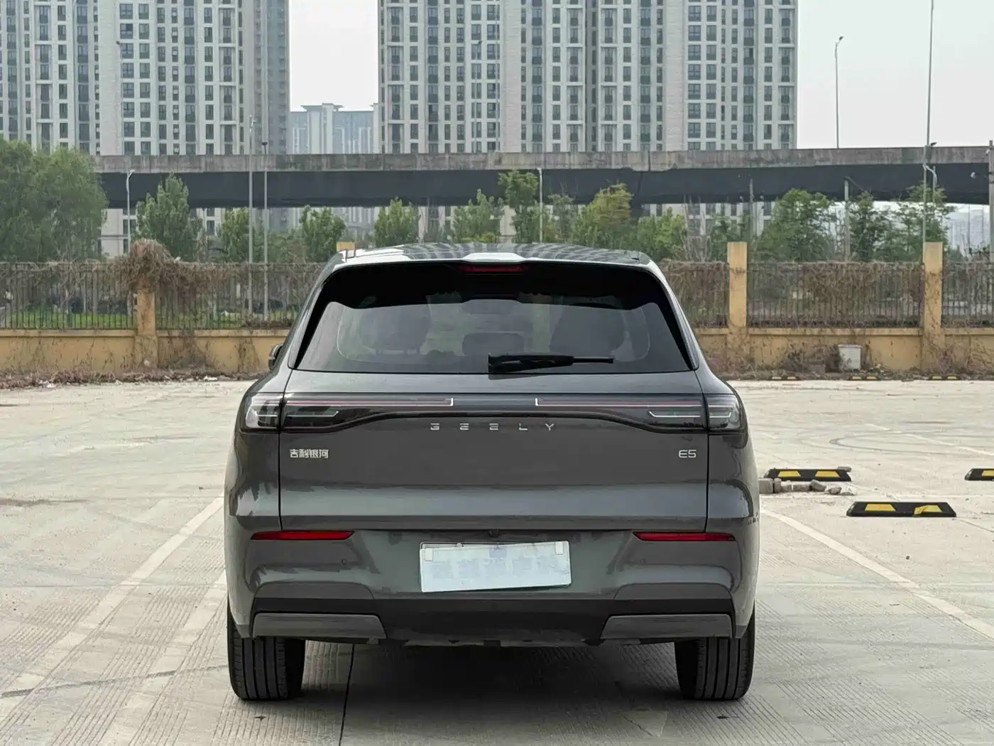 GEELY GALAXY GALAXY E5