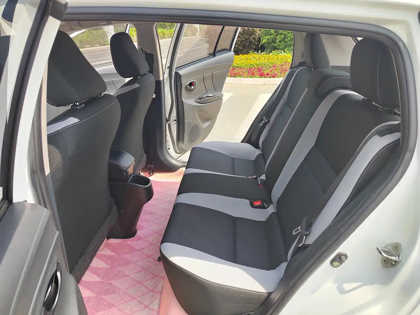 Toyota YARiS L Zhi Xuan 2021 1.5L CVT Leading Edition фото 13