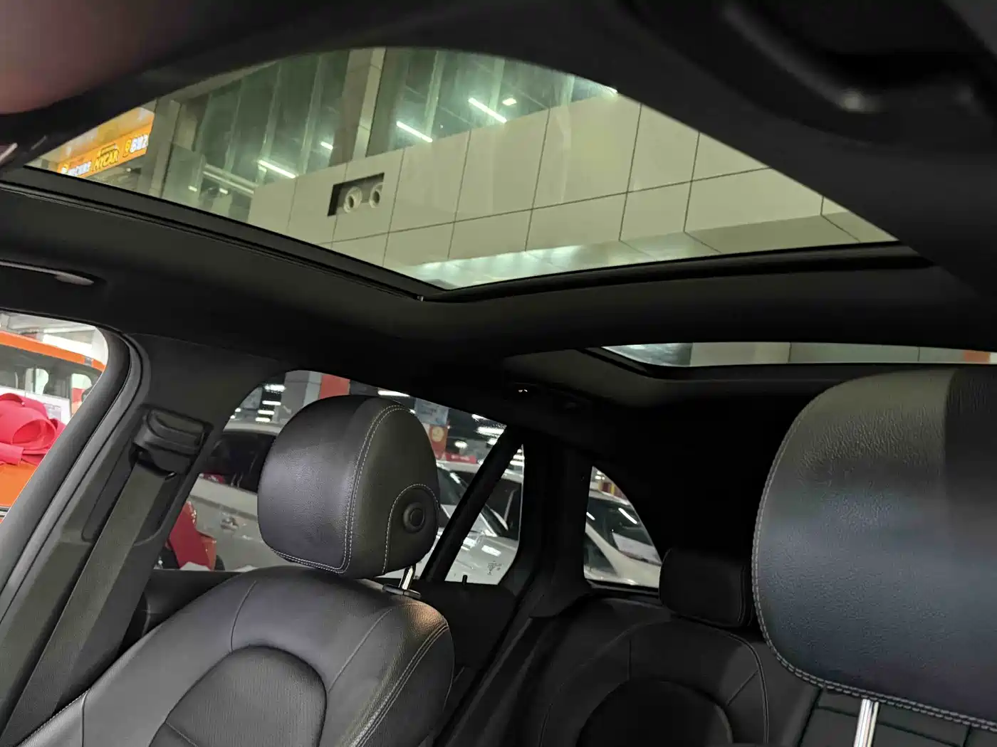 Mercedes-Benz GLC 2016 GLC 200 4MATIC фото 10