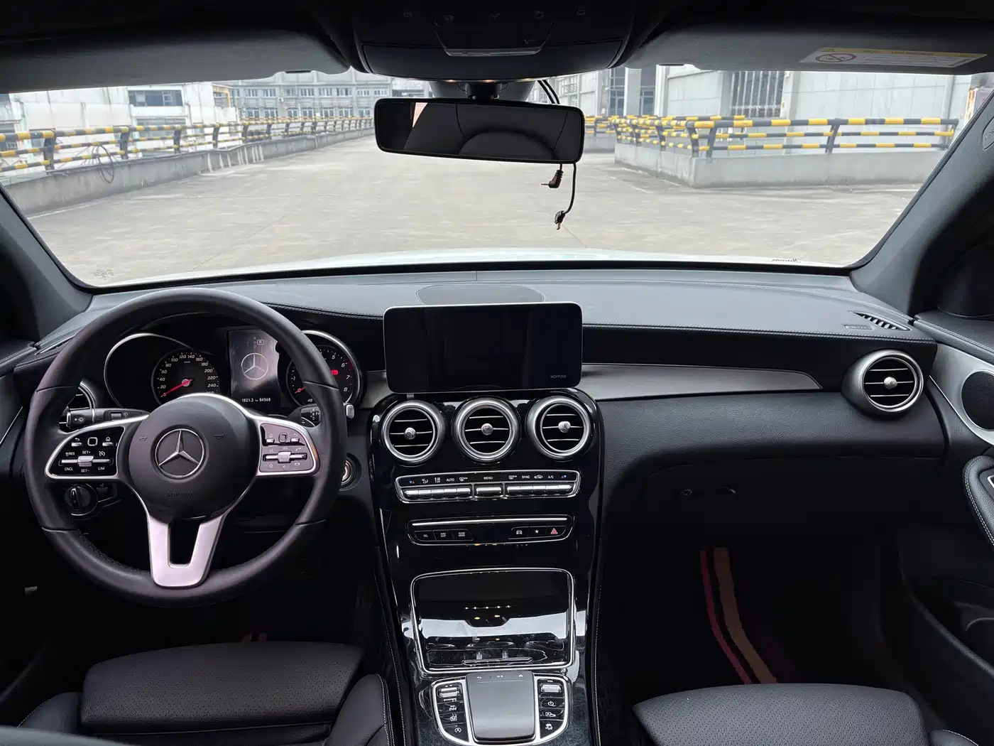 Mercedes-Benz GLC 2020 GLC 260 L 4MATIC Luxury фото 5