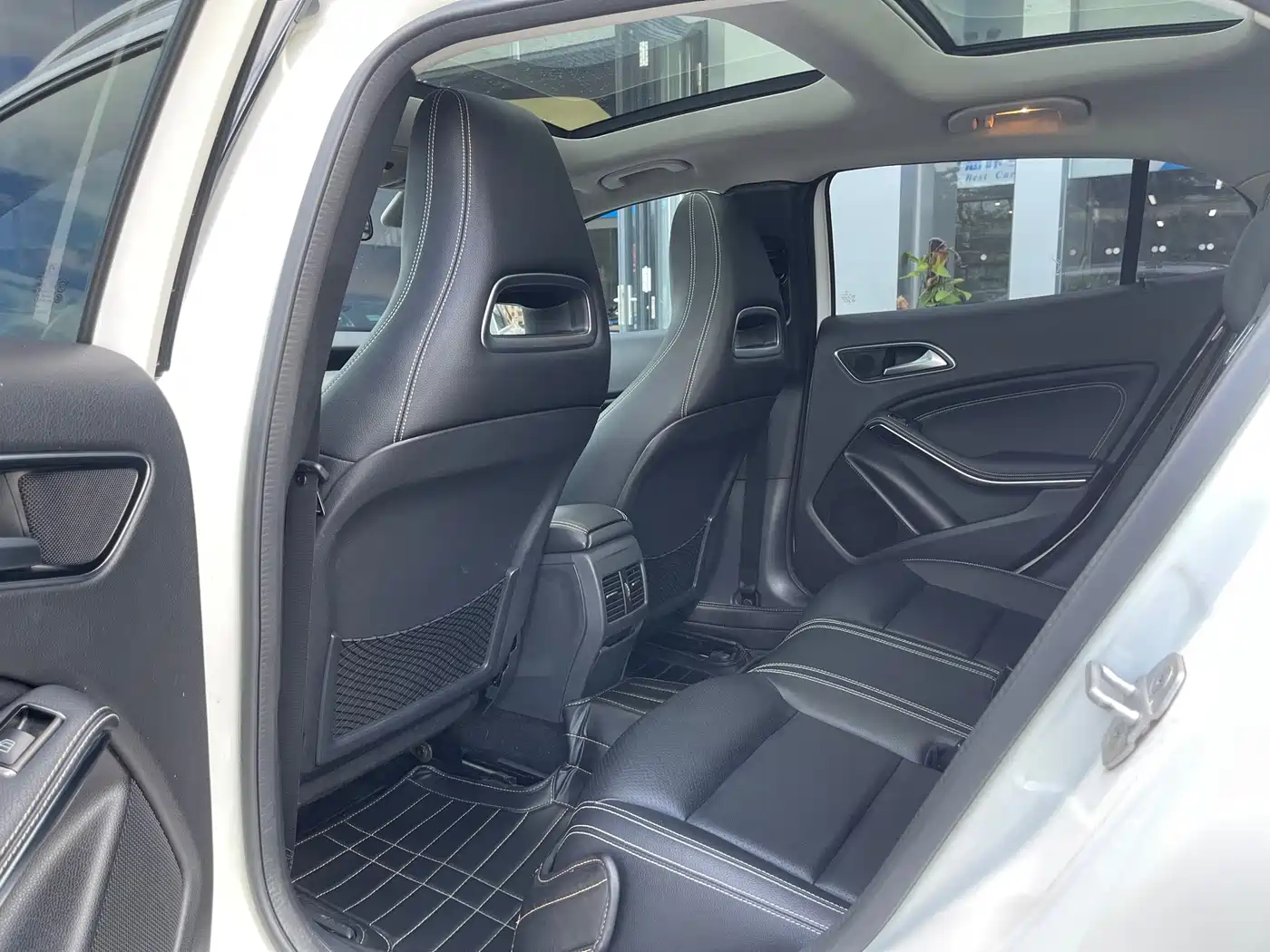 Mercedes-Benz GLA 2015 2015 GLA 200 Dynamic