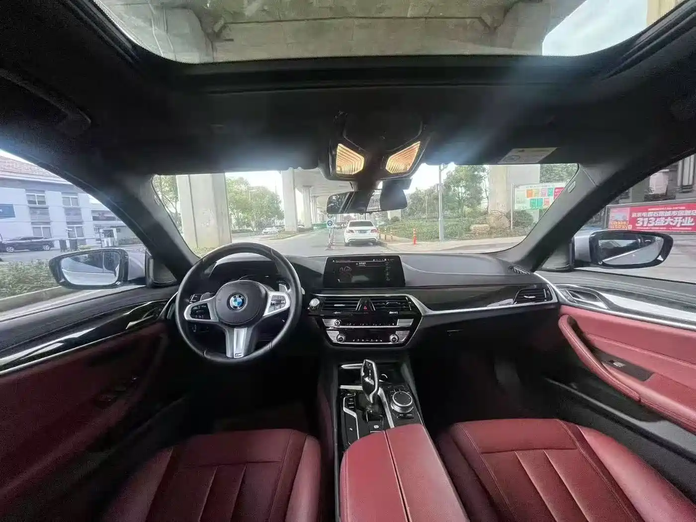 BMW 5 Series 2020 530Li Leading M Sport Package фото 9