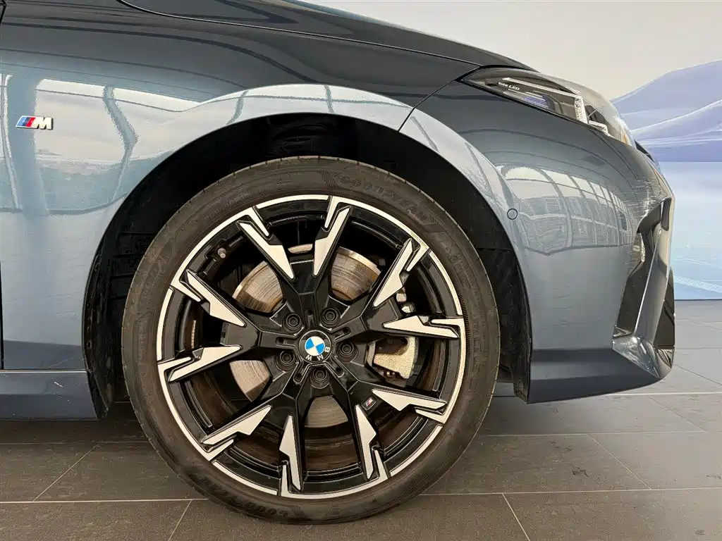 BMW 2 Series 2025 225L M Sport Moonlight Package фото 12