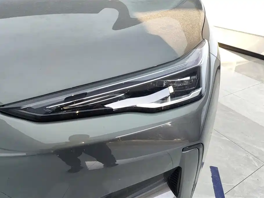 GEELY GALAXY GALAXY E5