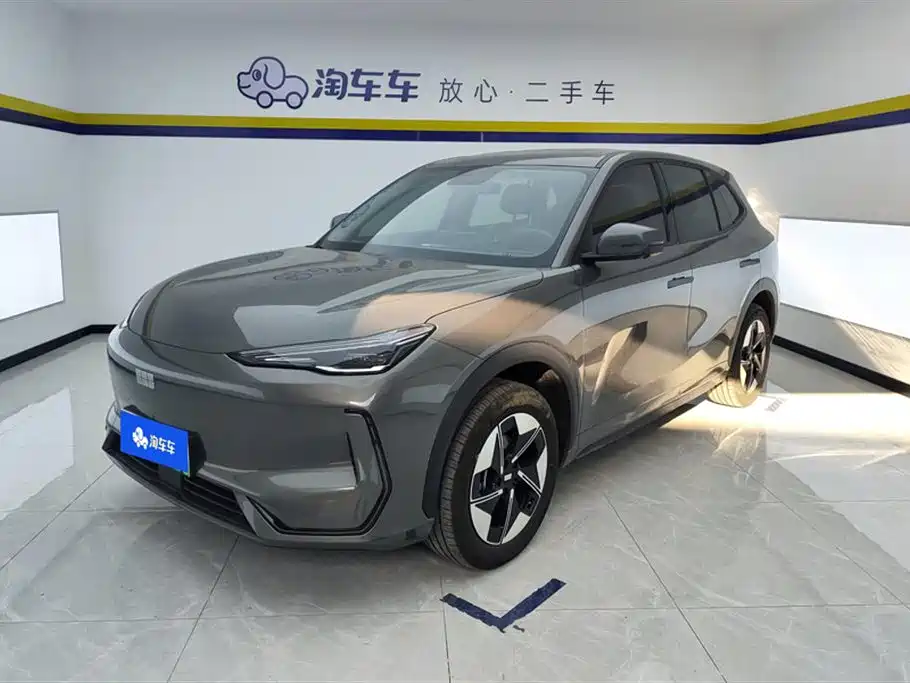 GEELY GALAXY GALAXY E5