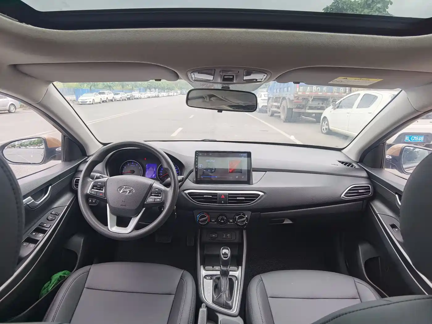 Hyundai Elantra 2018 1.6L Automatic Value Edition GLS China VI фото 9
