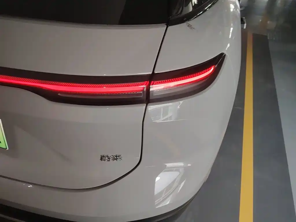 Фото 8 - NIO ES6