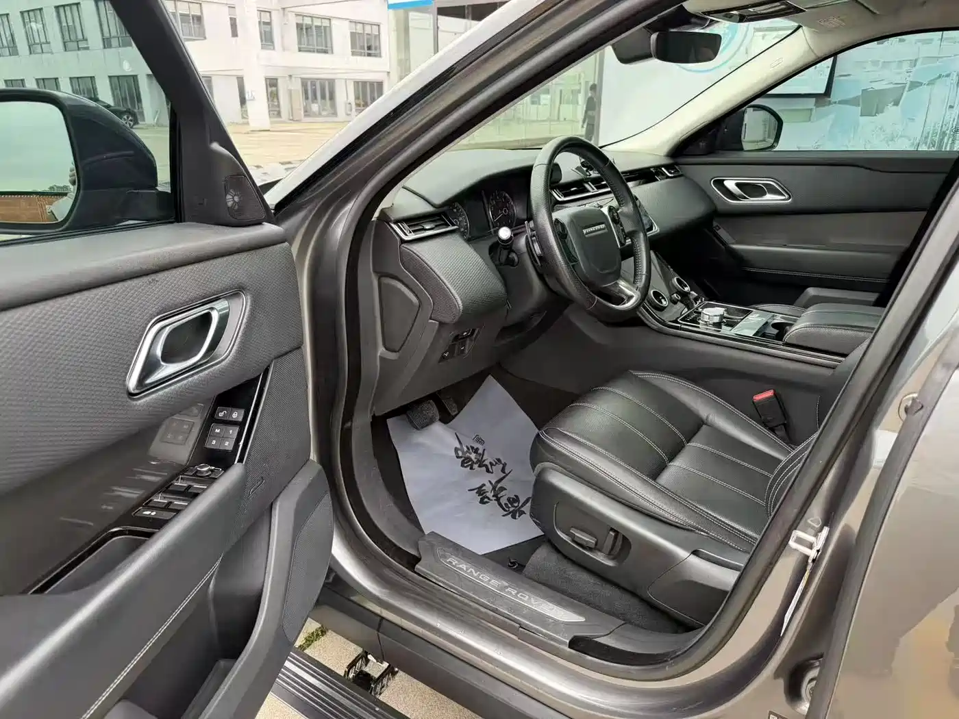 Land Rover Range Rover Velar 2017 P250 S фото 4