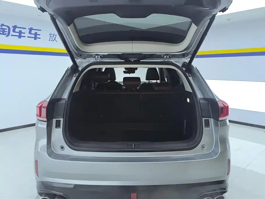 WEI PAI WEI BRAND VV6