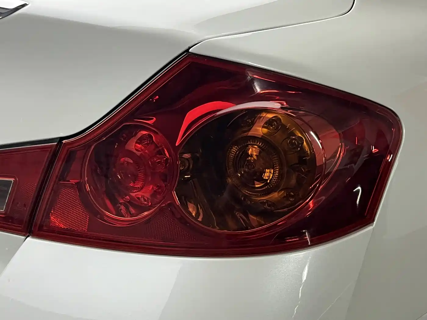Фото 27 - Infiniti G Series