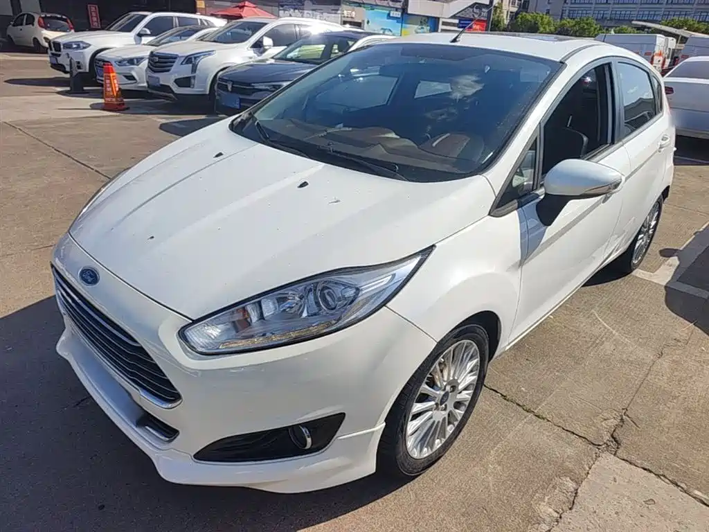Ford Fiesta 2015 2014 Hatchback 1.0 GTDi Automatic Sport