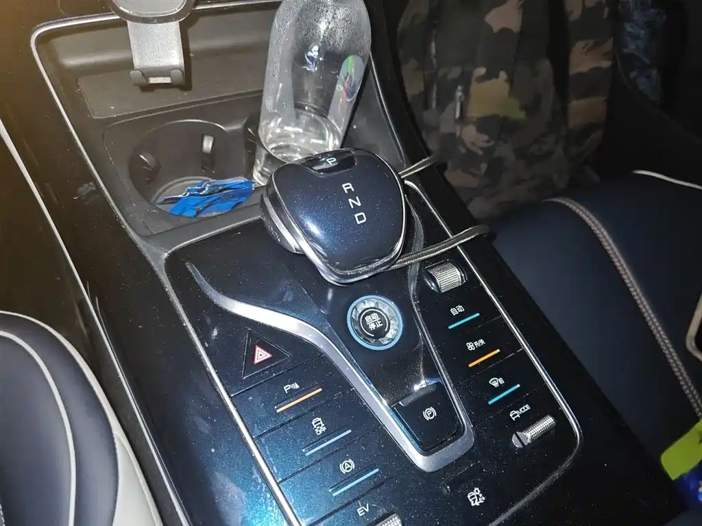 BYD Qin PLUS 2021 DM-i 120KM Premium фото 7