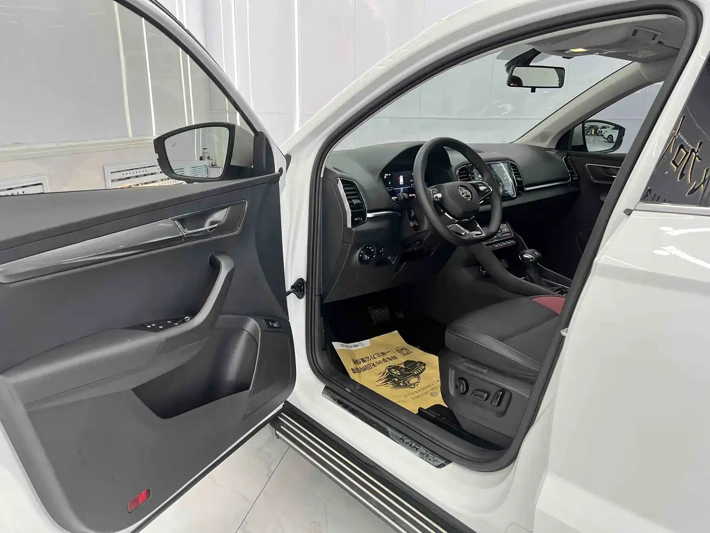 Škoda Karoq 2022 Facelift TSI280 Luxury Edition фото 7