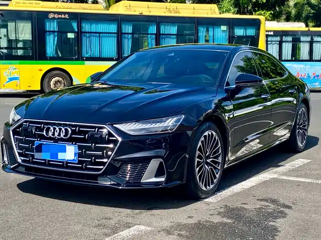 Audi A7L 2024 45 TFSI Luxury — фото 1
