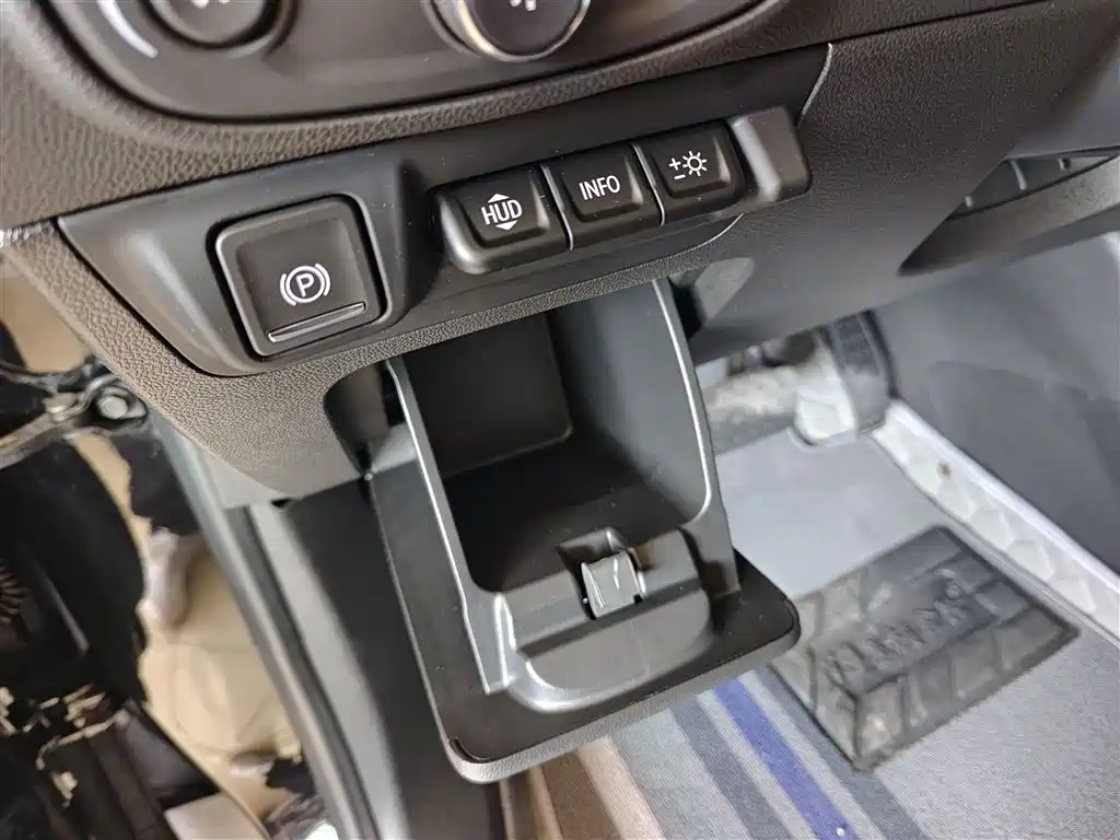 Buick Enclave 2022 652T AWD Premium Flagship 6-Seater фото 8