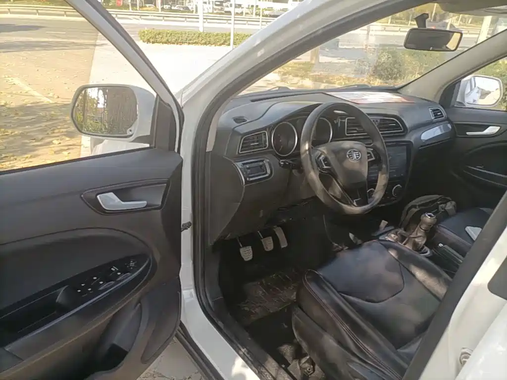 FAW Junpai D60 2017 2017 1.5L Manual Progressive