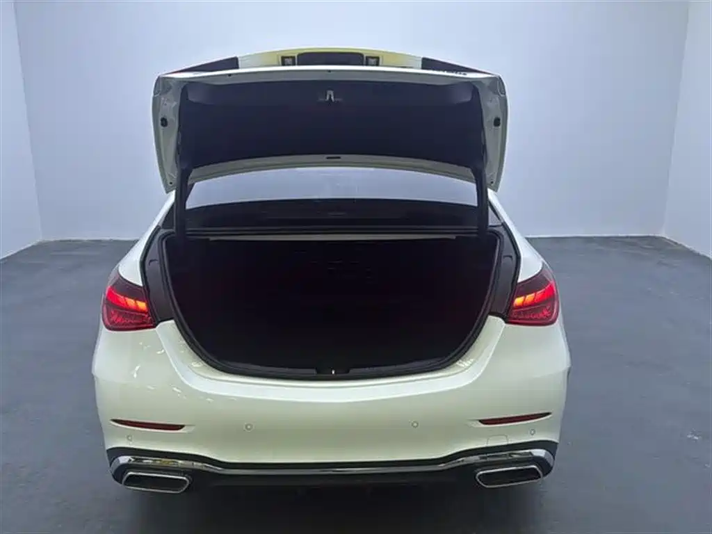 Mercedes-Benz C-Class 2023 C 260 L Sport фото 4