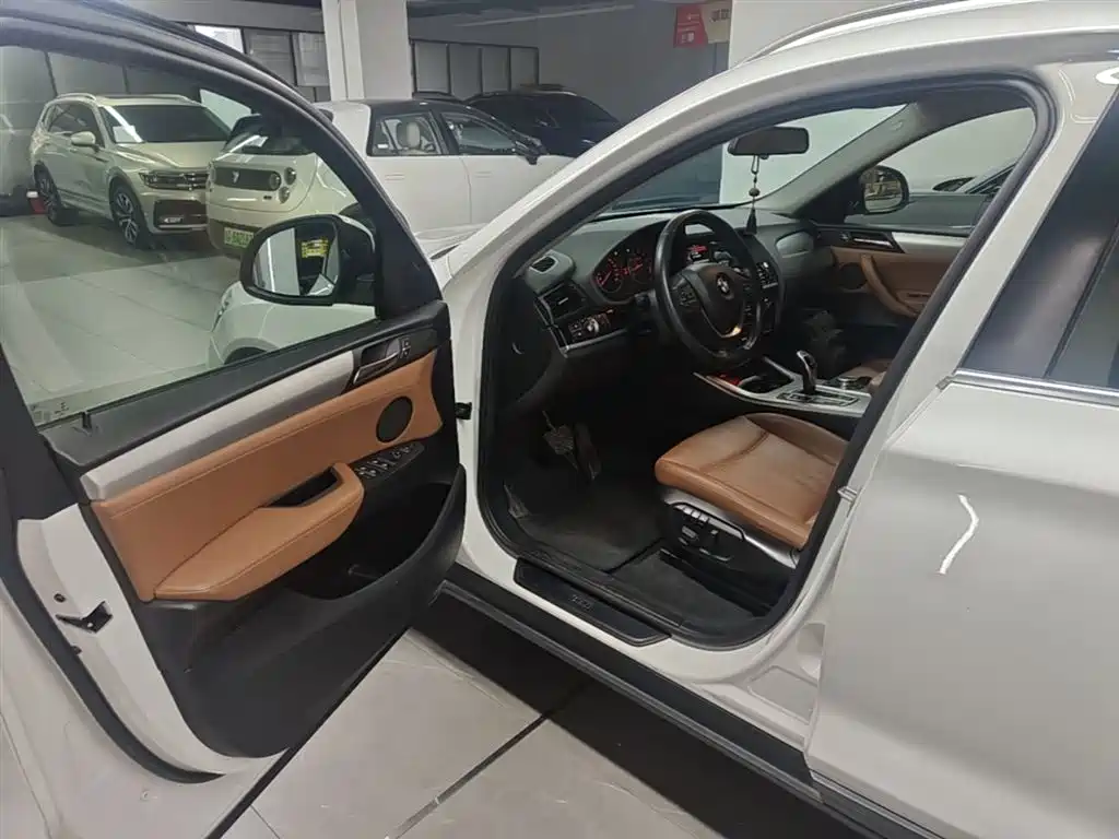 BMW X4 2014 xDrive28i Leading Edition фото 16