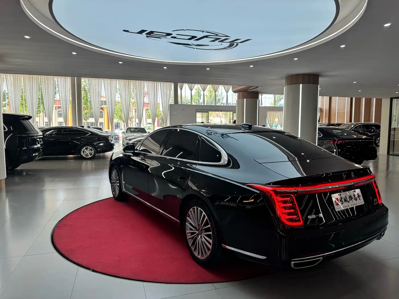 Hongqi H9 2020 2.0T Smart Connection Qi Chang Edition фото 7