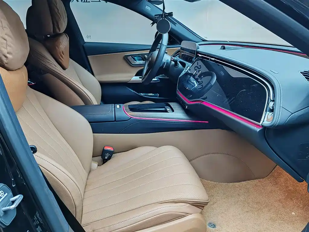 Mercedes-Benz E-Class 2025 E 300 L Luxury фото 9