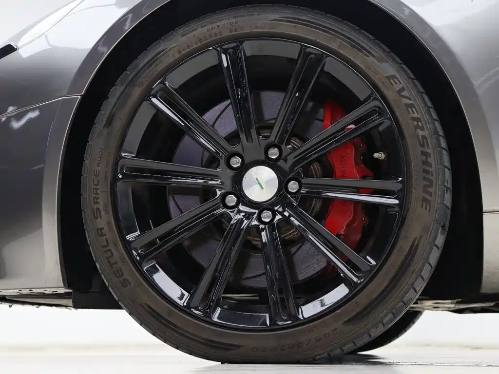 Aston Martin Rapide 2011 2010 6.0L