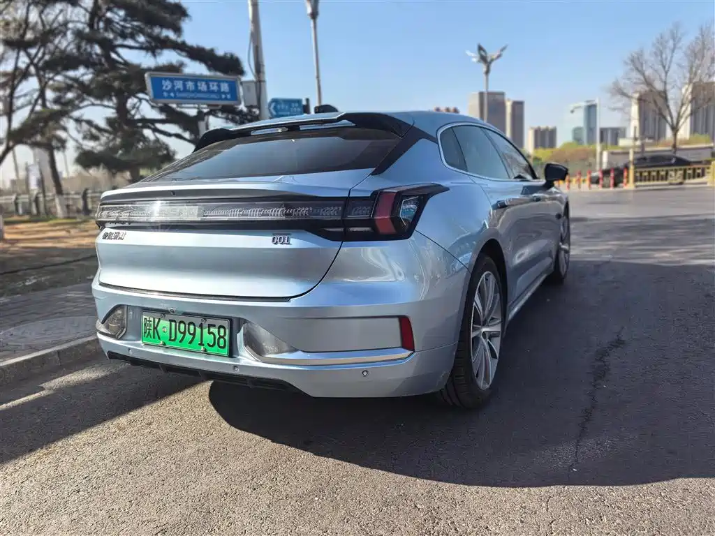 ZEEKR EXTREME KRYPTON 001