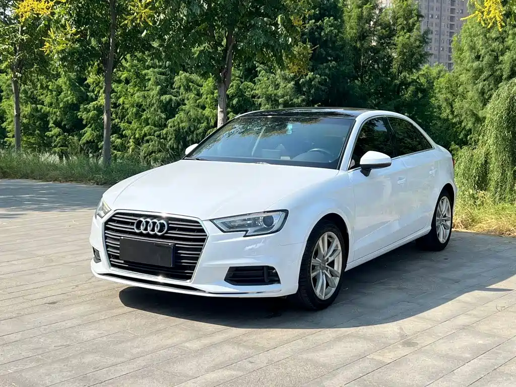 Audi A3 2017 — пригон из Китая