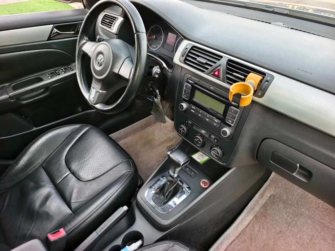 Volkswagen Bora 2012 1.4T Automatic Luxury фото 6