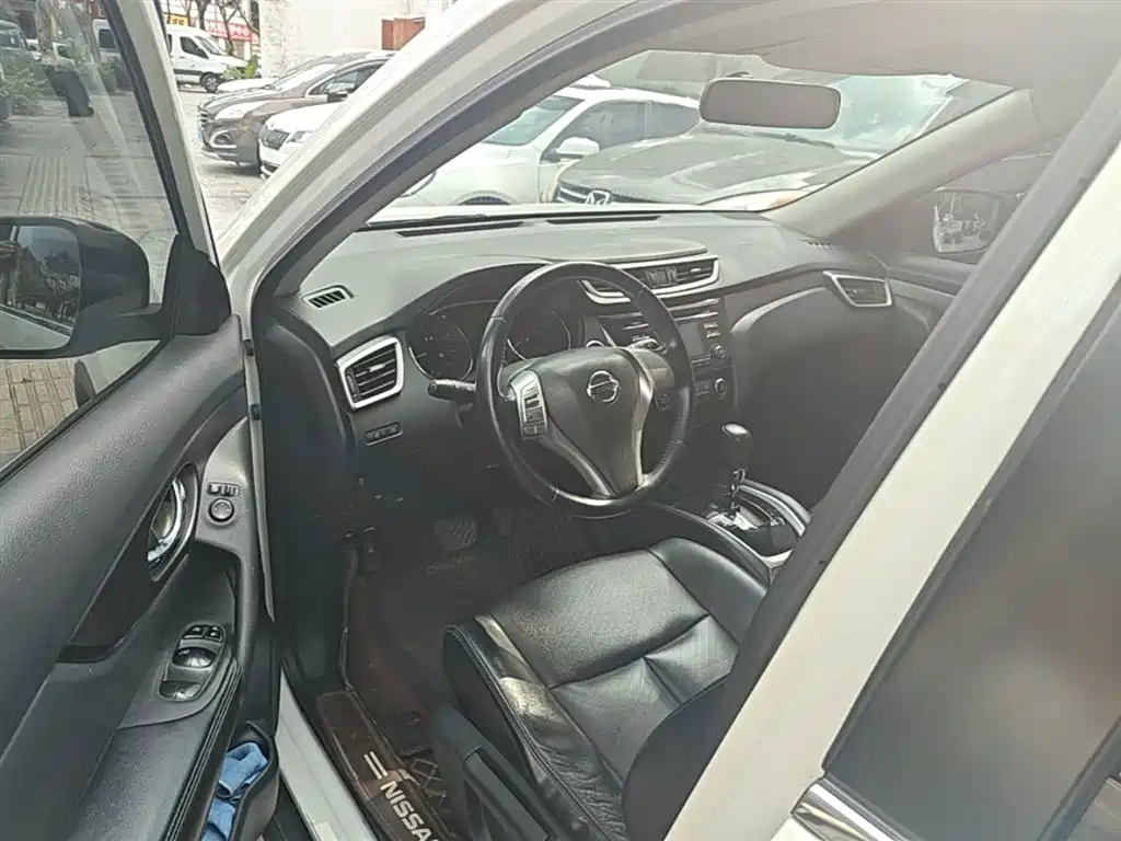 Photo 16 - Nissan X-Trail