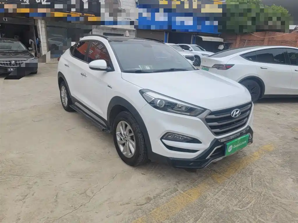 Hyundai Tucson 2018 1.6T DCT 2WD 15th Anniversary Special Edition фото 4