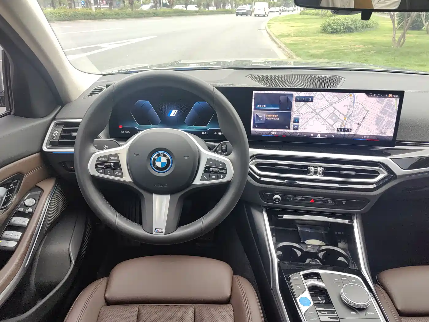 BMW i3 2024 eDrive 35 L фото 10