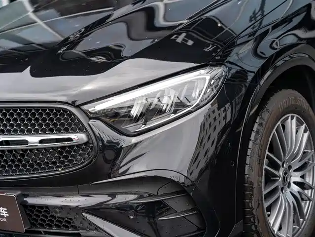 Mercedes-Benz GLC 2026 GLC 300 L 4MATIC Sport 5-Seater — фото 3