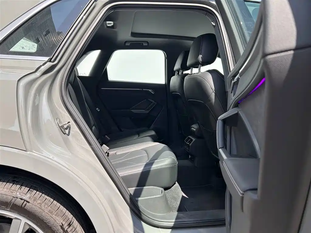 Фото 16 - Audi Q3