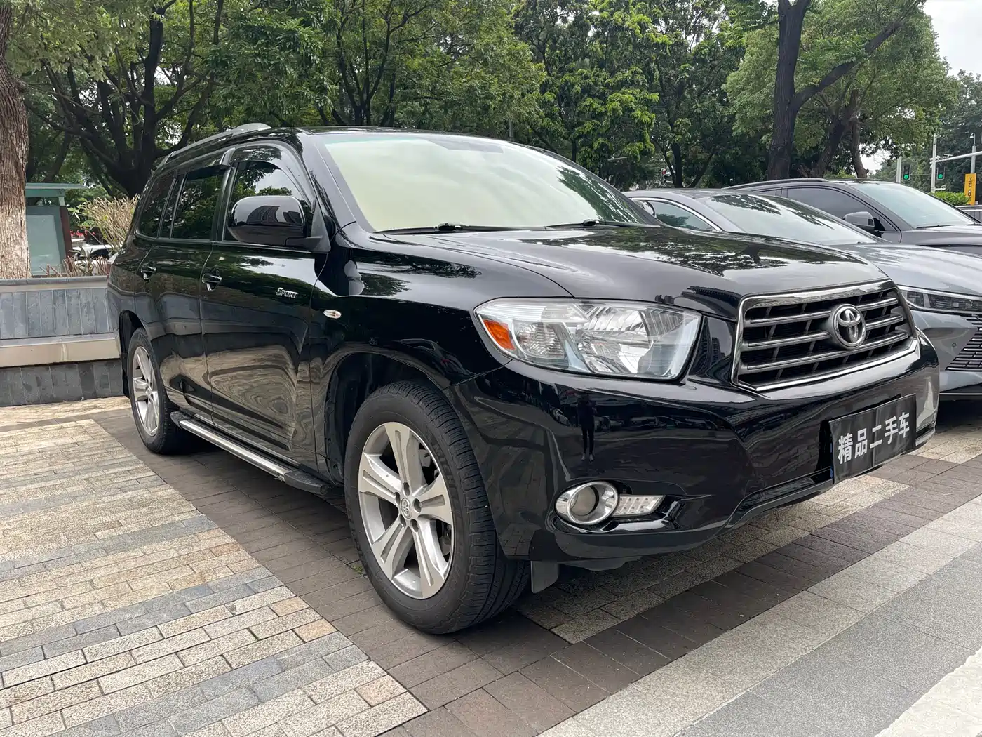 Toyota Highlander 2009 2.7L 2WD 7-seater Luxury Edition фото 3