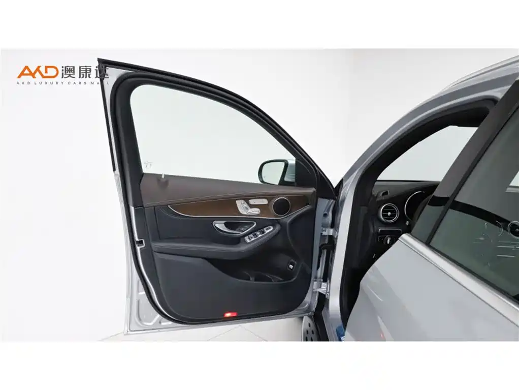 Mercedes-Benz GLC 2020 GLC 300 L 4MATIC Dynamic фото 10