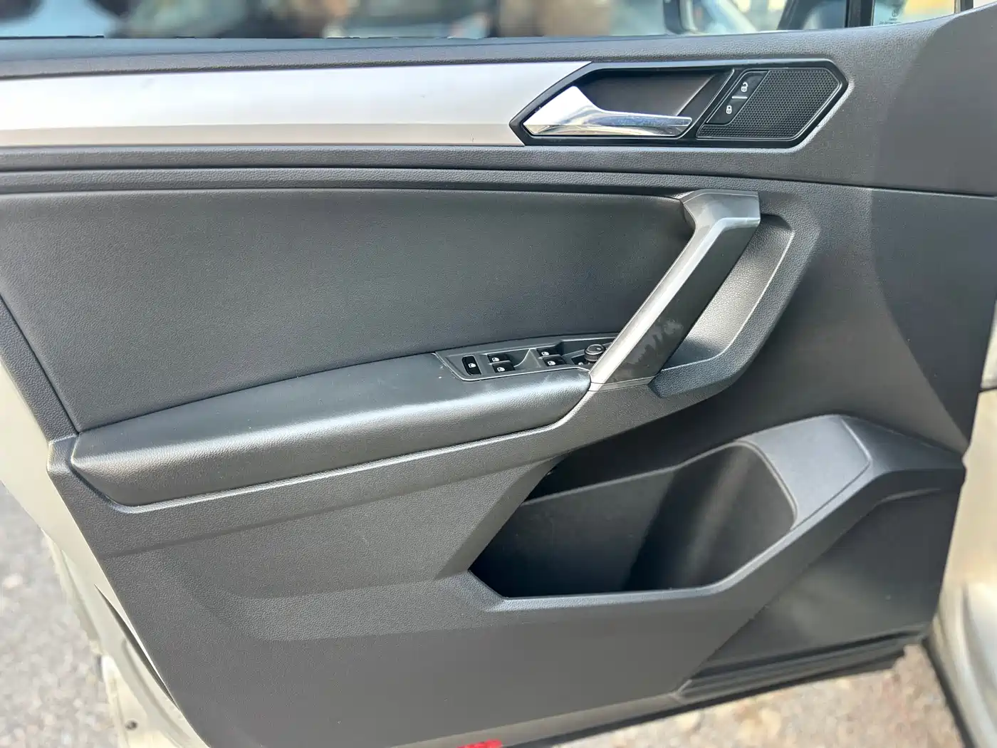 Volkswagen Tiguan L 2017 330TSI Automatic 2WD Trend Edition фото 27