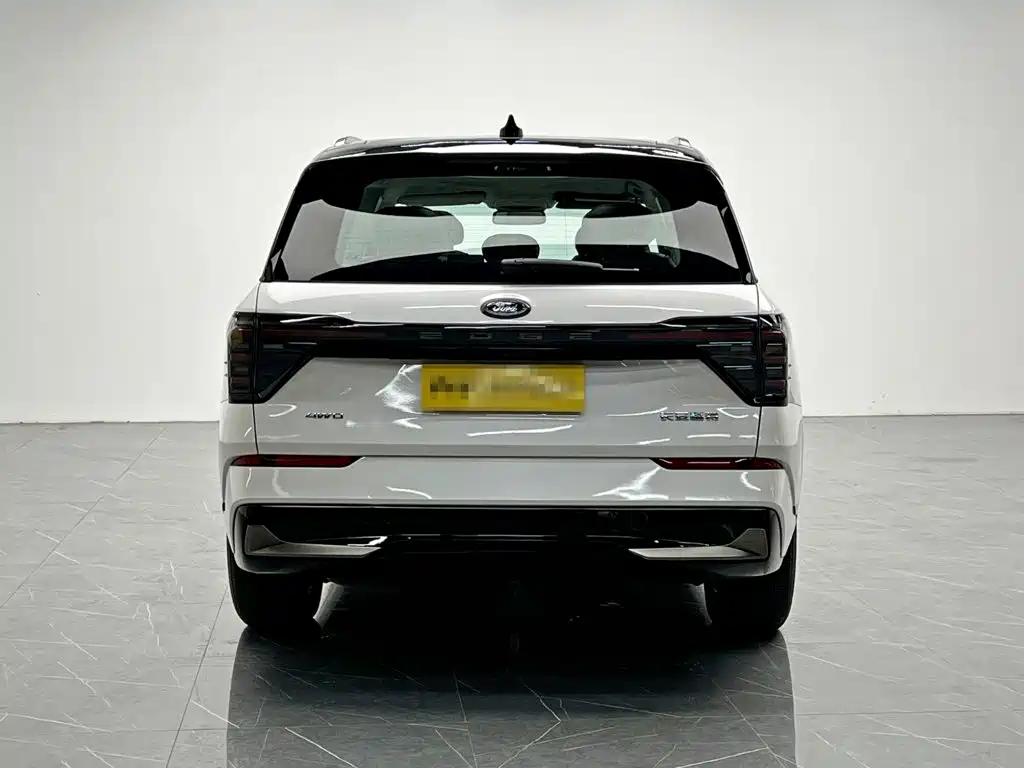 Фото 5 - Ford Edge